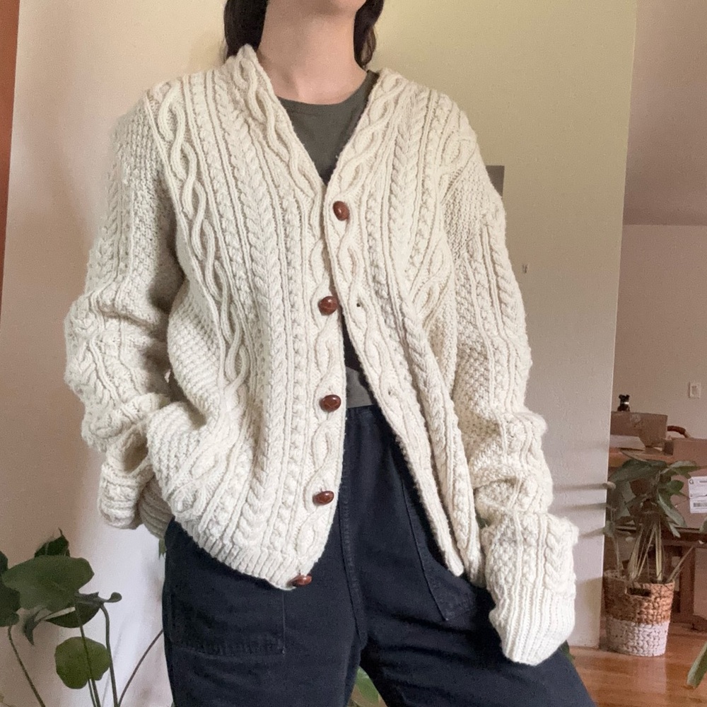 Cozy Cream Cable Knit Cardigan wool size xl